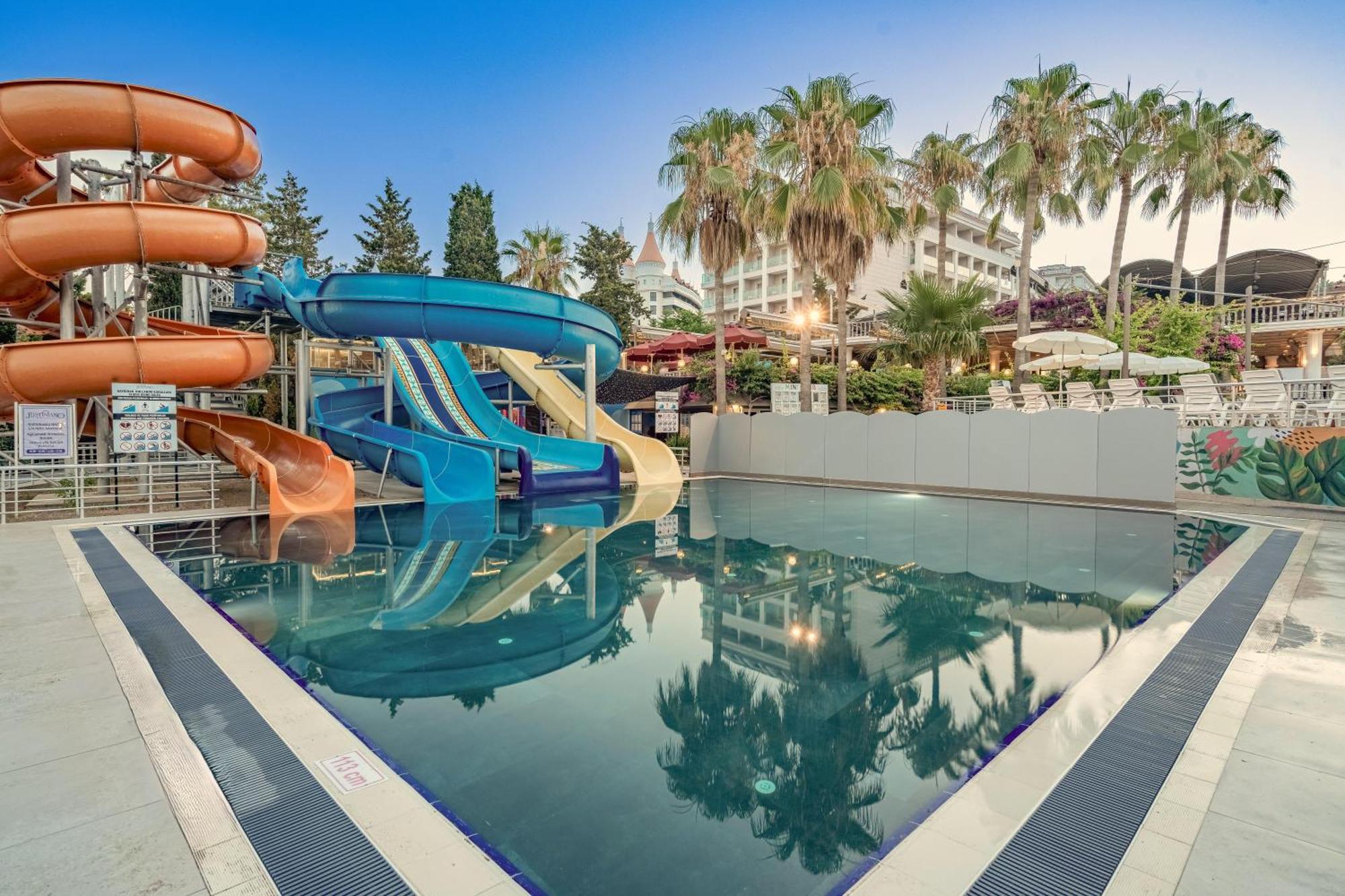 Justiniano Deluxe Resort Okurcalar Εξωτερικό φωτογραφία